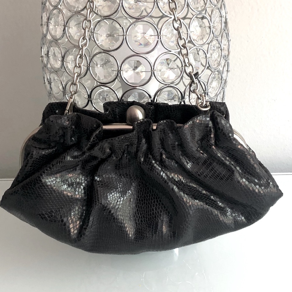 Kenneth Cole Unlisted Mini Kisslock Black Purse